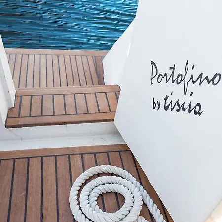 Botel Boat And Breakfast Cilento *