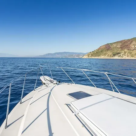 Botel Boat And Breakfast Cilento Agropoli